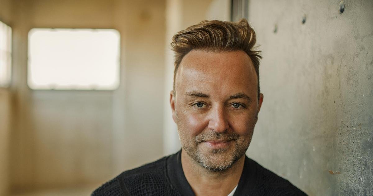 Niels Geusebroek - Because of You